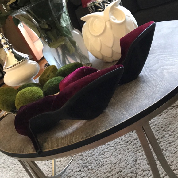 🆕 Old navy Velvet heels - Picture 4 of 4